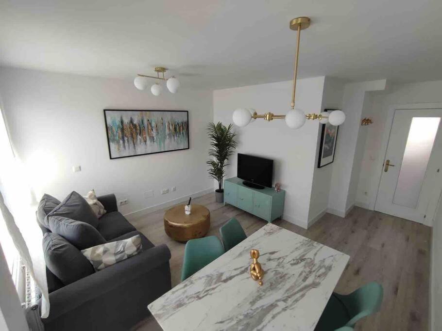 Exclusivo Apartamento Con Aparcamiento Gratuito Laredo Exterior photo
