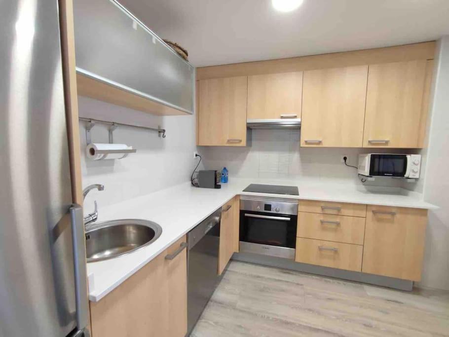 Exclusivo Apartamento Con Aparcamiento Gratuito Laredo Exterior photo